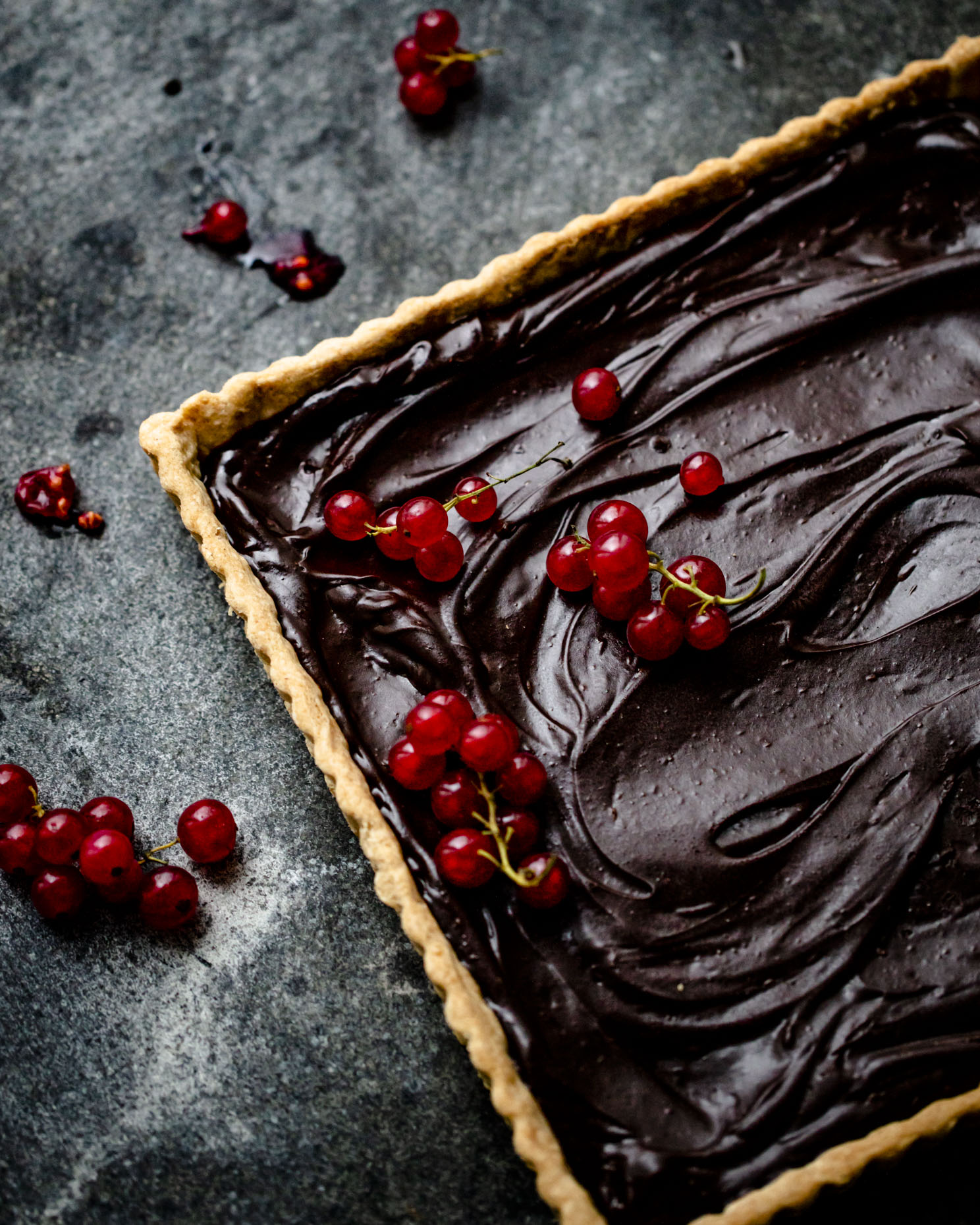 larsen_chocolate_ganache_tart_with_fresh_fruit_0026